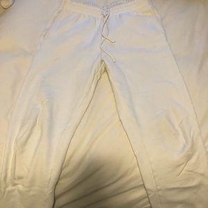 Aritzia TNA cozy fleece boyfriend fit sweatpants white